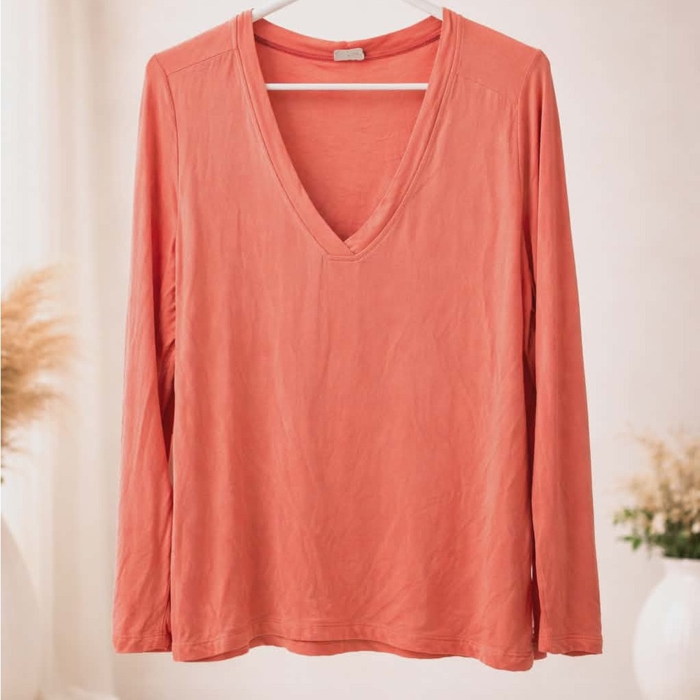 POL Coral V-Neck Long Sleeve Tee